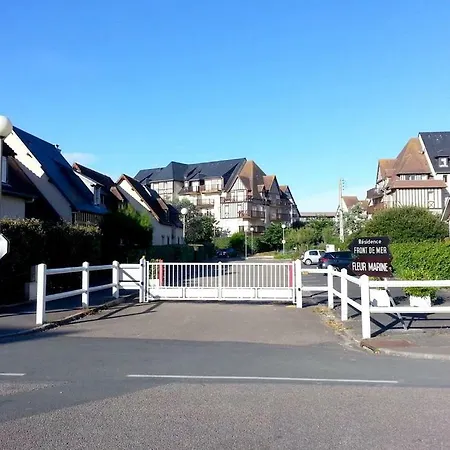 Bel Jolie Vue Apartament *